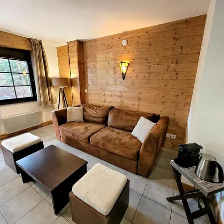 - 6 Pers, 2 Chambres, Espace Bien-etre, Parking Et Wifi - Fr-1-598-181 Les Gets